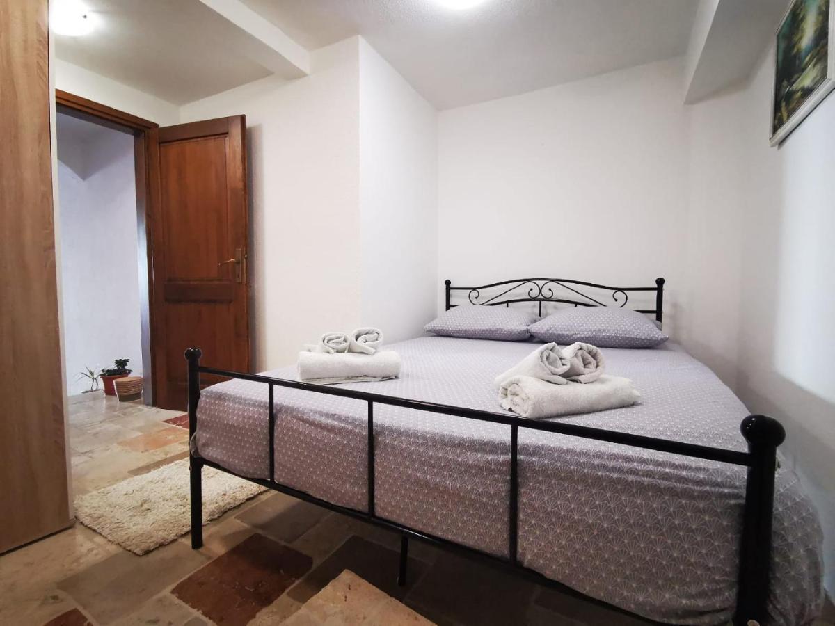 Apartman Ivo Lägenhet Novigrad Istria Exteriör bild